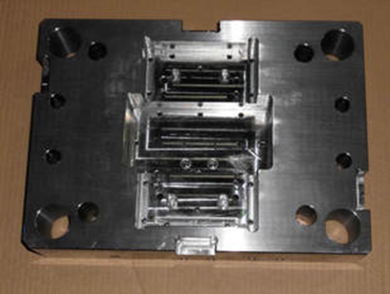 江都精密塑料模-06